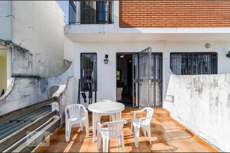 Varanda de casa à venda com 3 quartos, 137m² em Vila Madalena, São Paulo