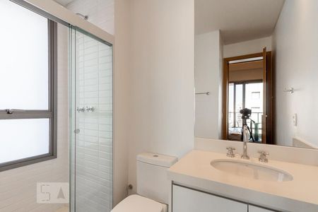 Studio para alugar com 44m², 1 quarto e 1 vaga Studio para alugar com 44m², 1 quarto e 1 vagaBanheiro