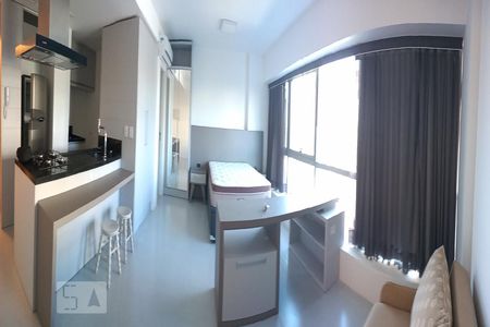 Cozinha, quarto e sala de kitnet/studio para alugar com 1 quarto, 38m² em Praia de Belas, Porto Alegre