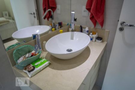 Casa de condomínio à venda com 500m², 4 quartos e 2 vagasBanheiro Suite 1