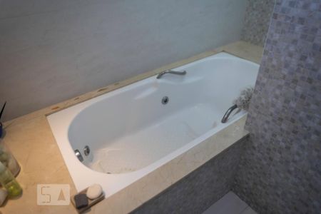 Casa de condomínio à venda com 500m², 4 quartos e 2 vagasBanheiro Suite 1