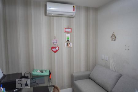 Casa de condomínio à venda com 500m², 4 quartos e 2 vagasEscritório