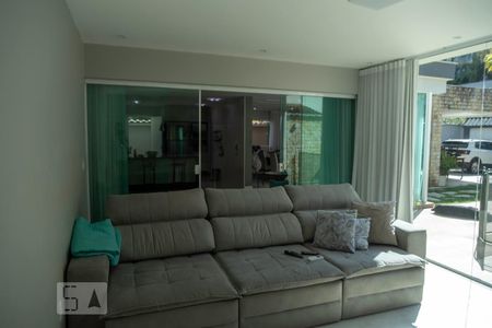 Sala de estar de casa de condomínio à venda com 4 quartos, 500m² em Vargem Pequena, Rio de Janeiro