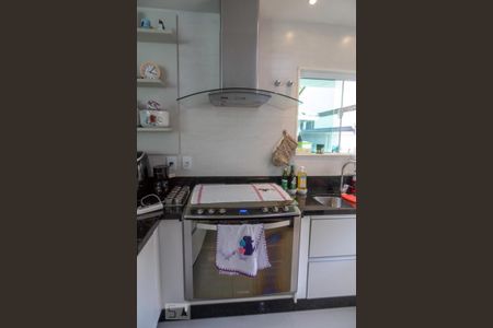 Casa de condomínio à venda com 500m², 4 quartos e 2 vagasCozinha