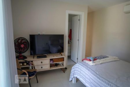 Casa de condomínio à venda com 500m², 4 quartos e 2 vagasSuite 1