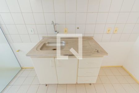 Apartamento para alugar com 65m², 3 quartos e sem vaga Apartamento para alugar com 65m², 3 quartos e sem vagaCozinha - Armários
