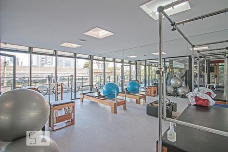 Apartamento para alugar com 38m², 1 quarto e 1 vaga Apartamento para alugar com 38m², 1 quarto e 1 vagaÁrea comum - Academia