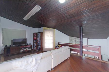 Casa à venda com 313m², 3 quartos e 3 vagas Casa à venda com 313m², 3 quartos e 3 vagasSala Mezanino