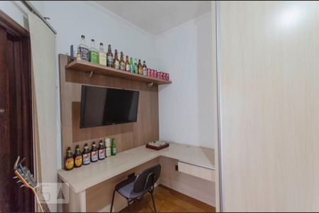 Casa à venda com 313m², 3 quartos e 3 vagas Casa à venda com 313m², 3 quartos e 3 vagasQuarto 2