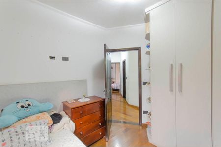Casa à venda com 313m², 3 quartos e 3 vagas Casa à venda com 313m², 3 quartos e 3 vagasQuarto 1