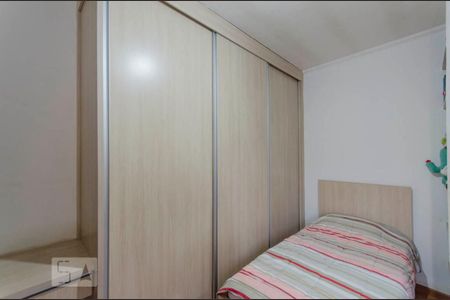 Casa à venda com 313m², 3 quartos e 3 vagas Casa à venda com 313m², 3 quartos e 3 vagasQuarto 2