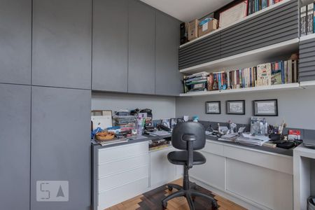 Quarto de casa à venda com 1 quarto, 359m² em Petrópolis, Porto Alegre