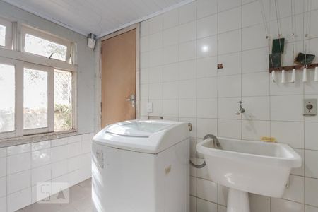 Casa à venda com 359m², 1 quarto e 1 vagaÁrea de Serviço