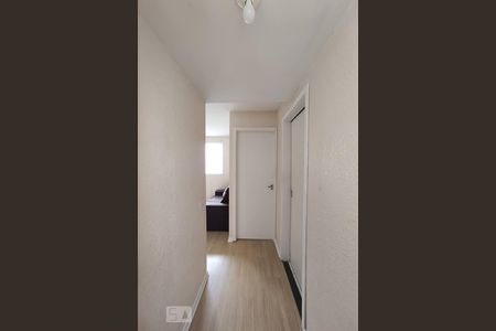 Corredor de apartamento à venda com 1 quarto, 43m² em Mato Grande, Canoas