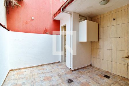 Casa para alugar com 98m², 2 quartos e 1 vaga Casa para alugar com 98m², 2 quartos e 1 vagaÁrea de Serviço