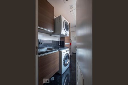 Apartamento para alugar com 156m², 3 quartos e 4 vagasÁrea de Serviço