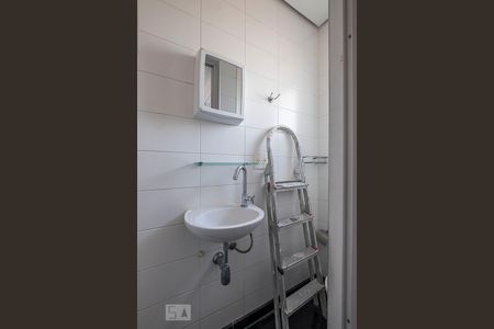 Apartamento para alugar com 156m², 3 quartos e 4 vagasÁrea de Serviço - Banheiro