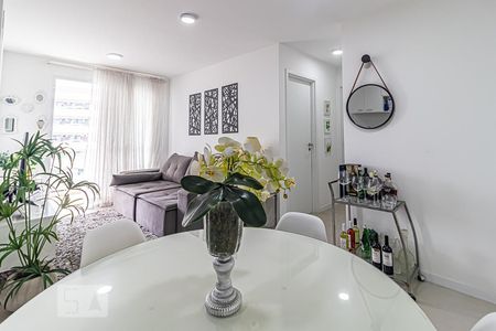 Sala de apartamento à venda com 2 quartos, 64m² em Jacarepaguá, Rio de Janeiro