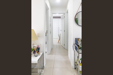 Apartamento à venda com 64m², 2 quartos e 1 vagaCorredor