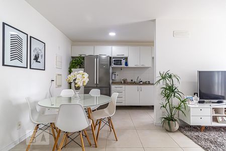 Detalhe Sala de apartamento à venda com 2 quartos, 64m² em Jacarepaguá, Rio de Janeiro