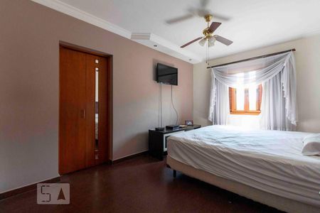 Casa à venda com 180m², 3 quartos e 2 vagasQuarto 1 - Suite