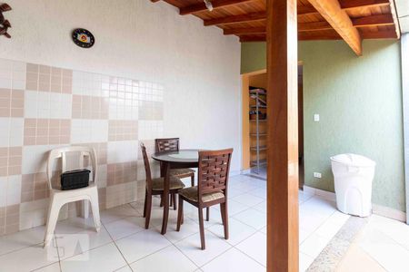 Casa à venda com 180m², 3 quartos e 2 vagasÁrea Gourmet