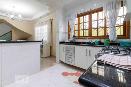 Casa à venda com 180m², 3 quartos e 2 vagasCozinha