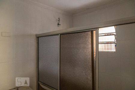 Casa para alugar com 90m², 2 quartos e 2 vagas Casa para alugar com 90m², 2 quartos e 2 vagasBanheiro