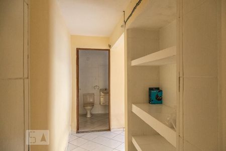 Casa para alugar com 90m², 2 quartos e 2 vagas Casa para alugar com 90m², 2 quartos e 2 vagasCorredor