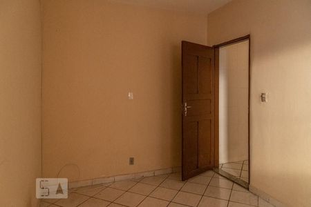 Casa para alugar com 90m², 2 quartos e 2 vagas Casa para alugar com 90m², 2 quartos e 2 vagasQuarto 2