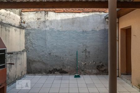 Casa para alugar com 90m², 2 quartos e 2 vagas Casa para alugar com 90m², 2 quartos e 2 vagasQuintal