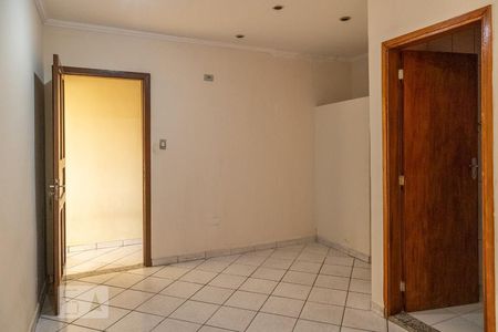 Casa para alugar com 90m², 2 quartos e 2 vagas Casa para alugar com 90m², 2 quartos e 2 vagasSuíte