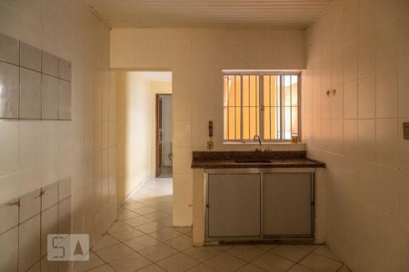 Casa para alugar com 90m², 2 quartos e 2 vagas Casa para alugar com 90m², 2 quartos e 2 vagasCozinha