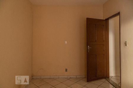 Casa para alugar com 90m², 2 quartos e 2 vagas Casa para alugar com 90m², 2 quartos e 2 vagasQuarto 2