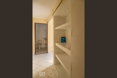 Casa para alugar com 90m², 2 quartos e 2 vagas Casa para alugar com 90m², 2 quartos e 2 vagasCorredor