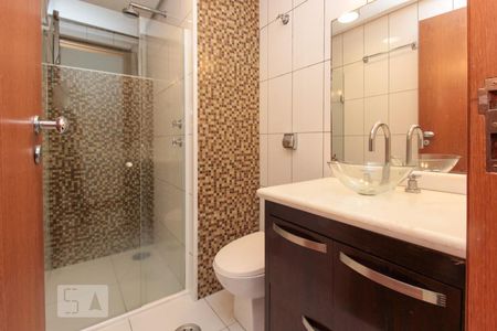 Banheiro de apartamento para alugar com 2 quartos, 120m² em Cerqueira César, São Paulo