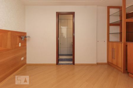 Apartamento para alugar com 120m², 2 quartos e 2 vagasSuíte