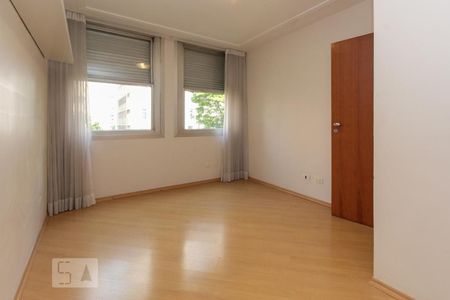 Apartamento para alugar com 120m², 2 quartos e 2 vagasQuarto