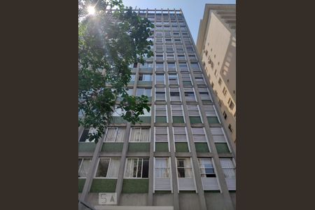 Apartamento para alugar com 120m², 2 quartos e 2 vagasFachada