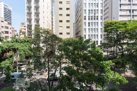 Sala de apartamento para alugar com 2 quartos, 120m² em Cerqueira César, São Paulo