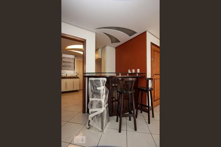 Apartamento para alugar com 120m², 2 quartos e 2 vagasCozinha - Bar