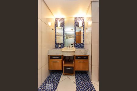 Apartamento para alugar com 120m², 2 quartos e 2 vagasSuíte