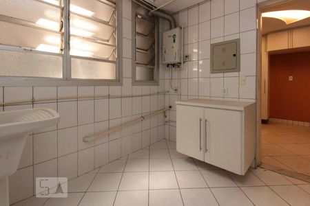 Apartamento para alugar com 120m², 2 quartos e 2 vagasÁrea de serviço