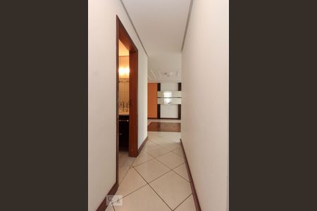 Apartamento para alugar com 120m², 2 quartos e 2 vagasCorredor