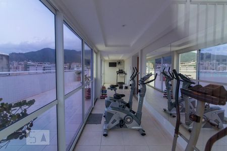 Apartamento à venda com 80m², 2 quartos e 1 vagaÁrea comum - Academia