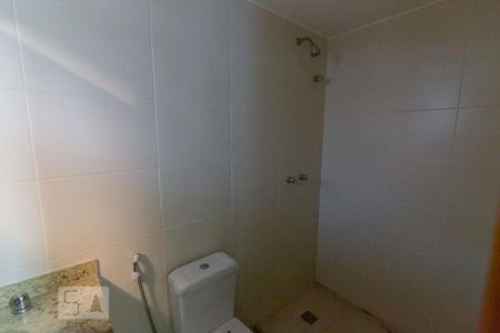 Apartamento à venda com 80m², 2 quartos e 1 vagaBanheiro da Suíte