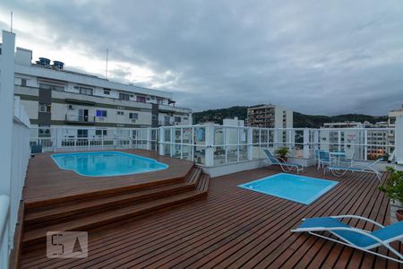 Apartamento à venda com 80m², 2 quartos e 1 vagaÁrea comum - Piscina