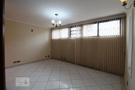 Sala de casa para alugar com 3 quartos, 150m² em Vila Assunção, Santo André