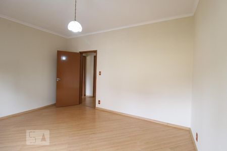 Casa para alugar com 150m², 3 quartos e 1 vagaQuarto 1