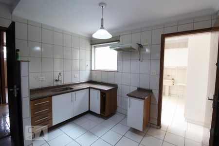 Casa para alugar com 150m², 3 quartos e 1 vagaCozinha